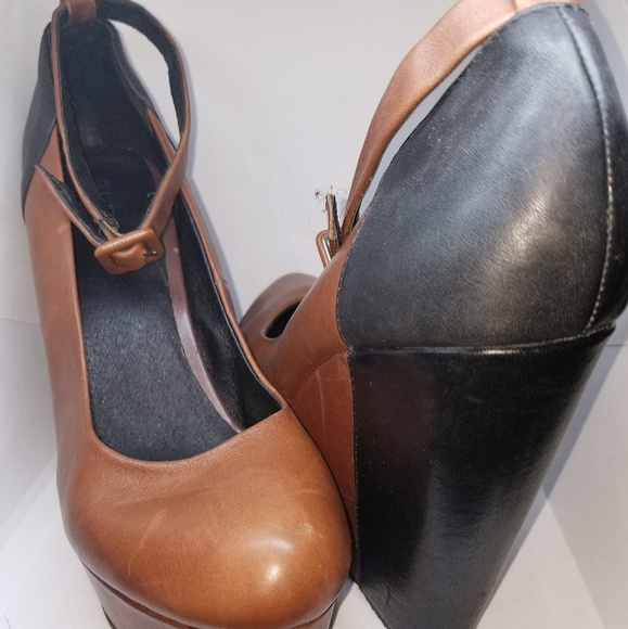 Aldo Shoes - ALDO wedge high heel brown shoe w/ankle strap